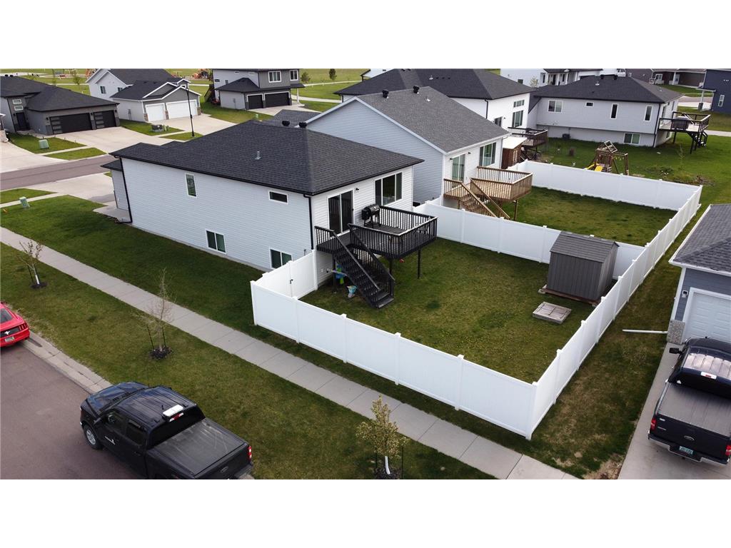 1719 67th Avenue S Fargo ND 58104 7079059 image4