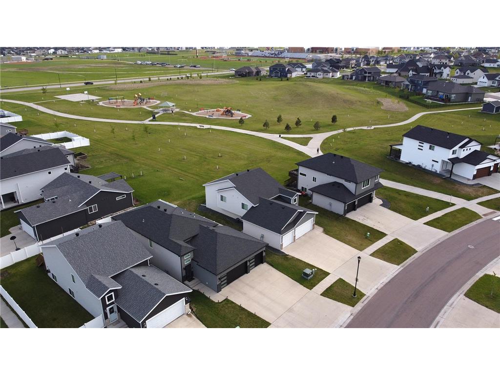 1719 67th Avenue S Fargo ND 58104 7079059 image55