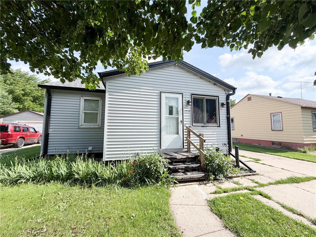 1719 Dover Street Worthington MN 56187 7103597 image3