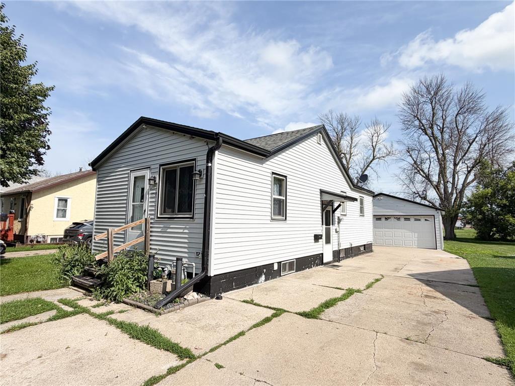 1719 Dover Street Worthington MN 56187 7103597 image4