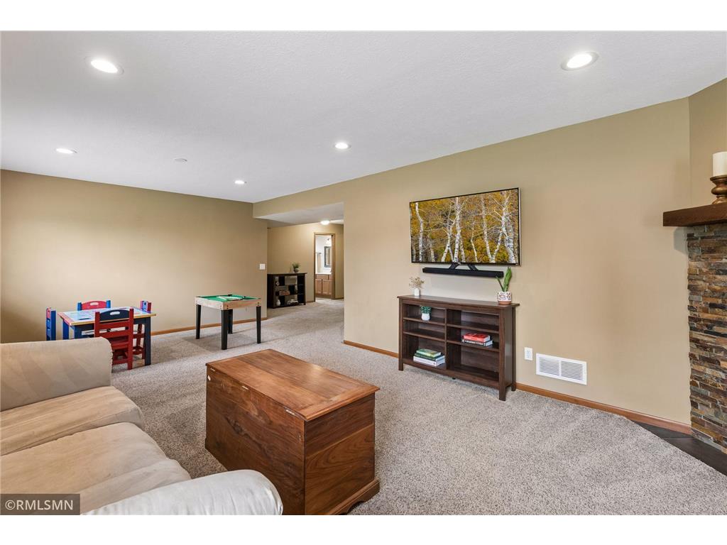 1719 Gotland Lane Shakopee MN 55379 7104333 image28