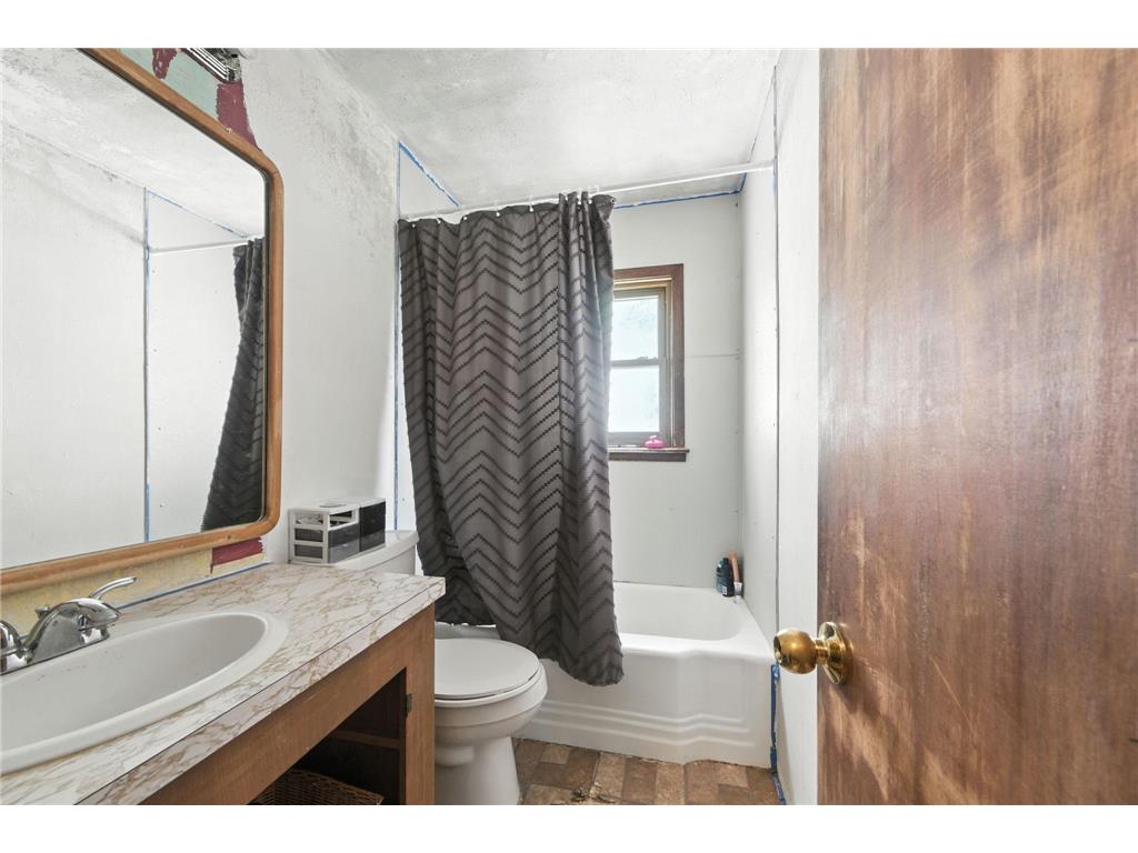 1719 Sunset Street Albert Lea MN 56007 6774709 image8