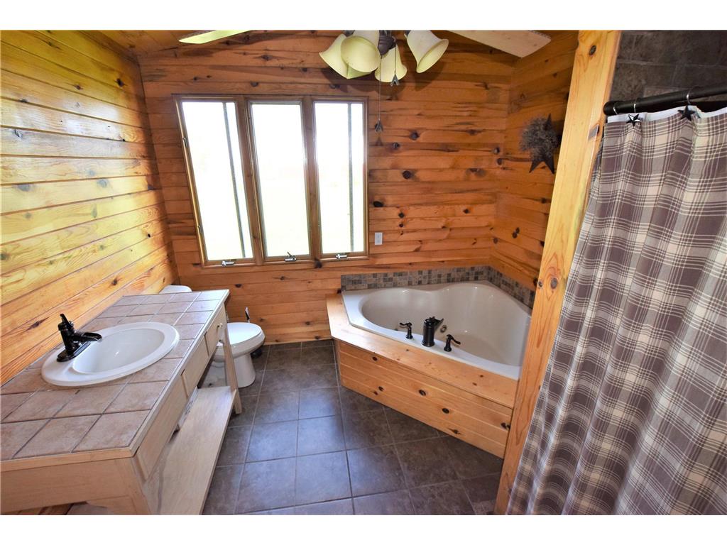 17195 350th Street Wannaska MN 56761 6774263 image12