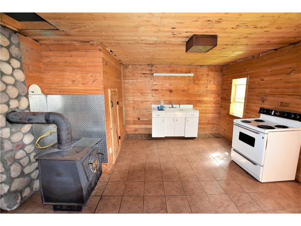 17195 350th Street Wannaska MN 56761 6774263 image6