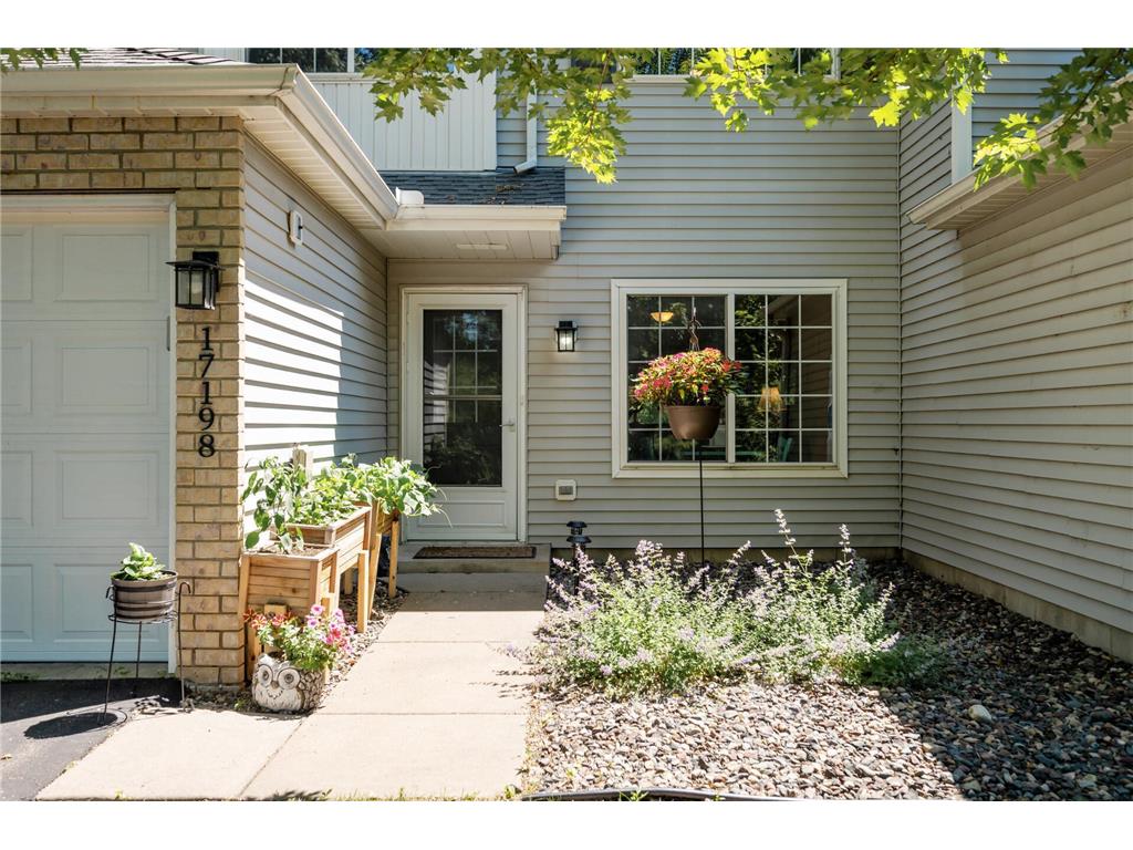 17198 93rd Place N Maple Grove MN 55311 6768517 image2