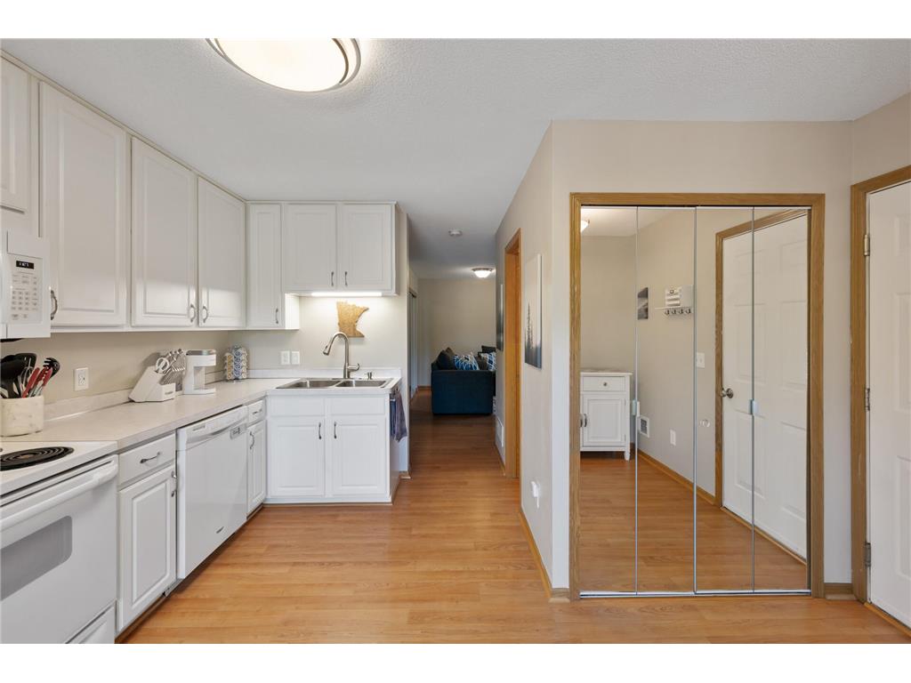 17198 93rd Place N Maple Grove MN 55311 6768517 image7