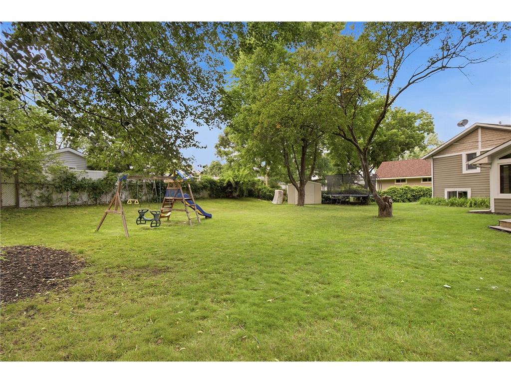 172 Strese Circle Apple Valley MN 55124 6815852 image38