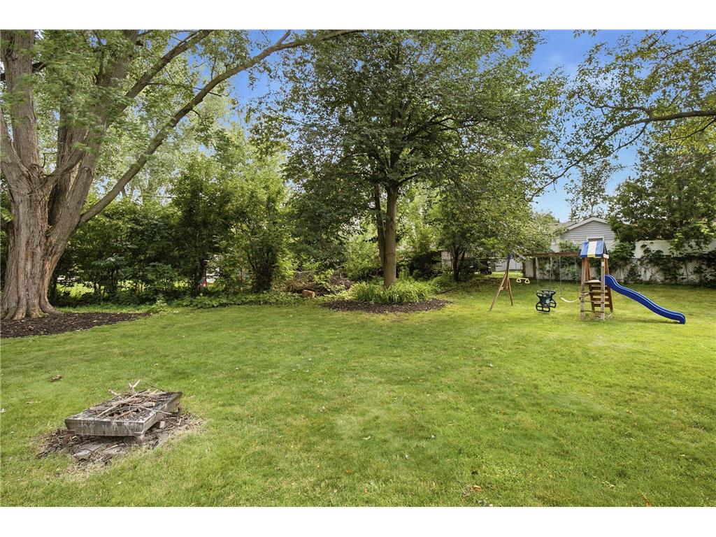 172 Strese Circle Apple Valley MN 55124 6815852 image40
