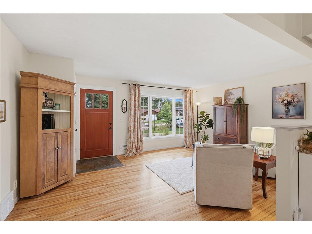 172 Strese Circle Apple Valley MN 55124 6815852 image7