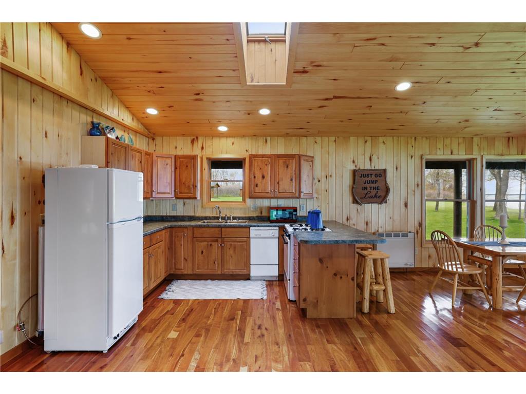 1720 & 1730 Pelican Island Landing NW Walker MN 56484 - Leech Lake 7083196 image8