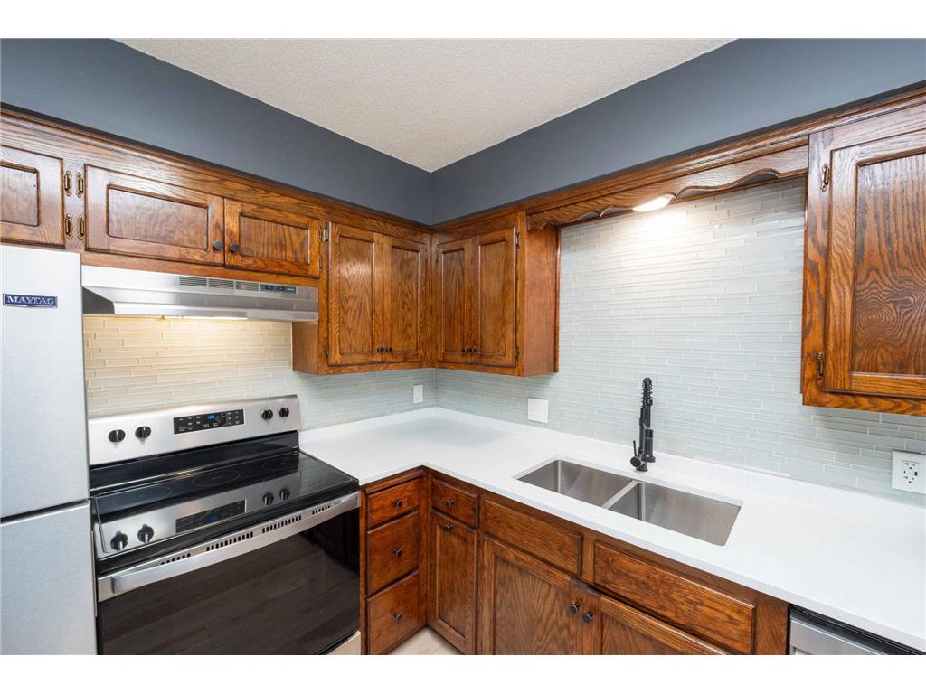 1720 3rd Avenue S #101 Minneapolis MN 55404 7043269 image18