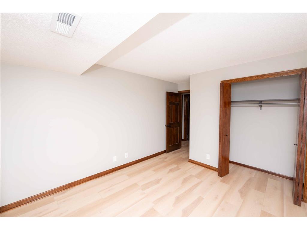 1720 3rd Avenue S #101 Minneapolis MN 55404 7043269 image23