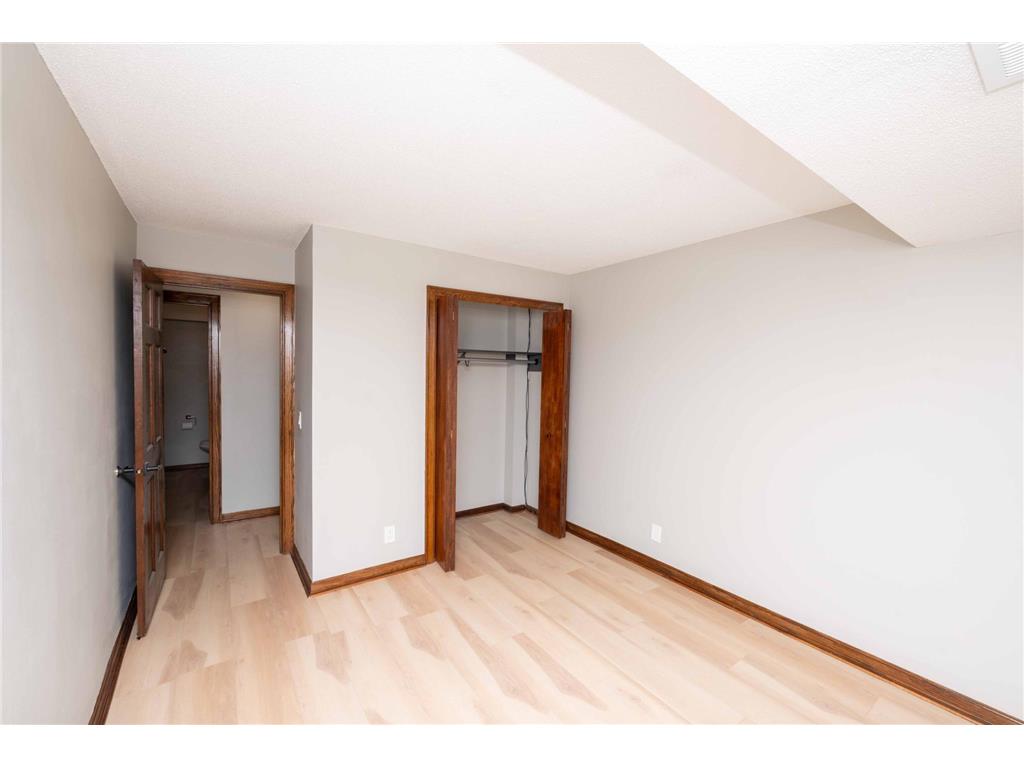 1720 3rd Avenue S #101 Minneapolis MN 55404 7043269 image24