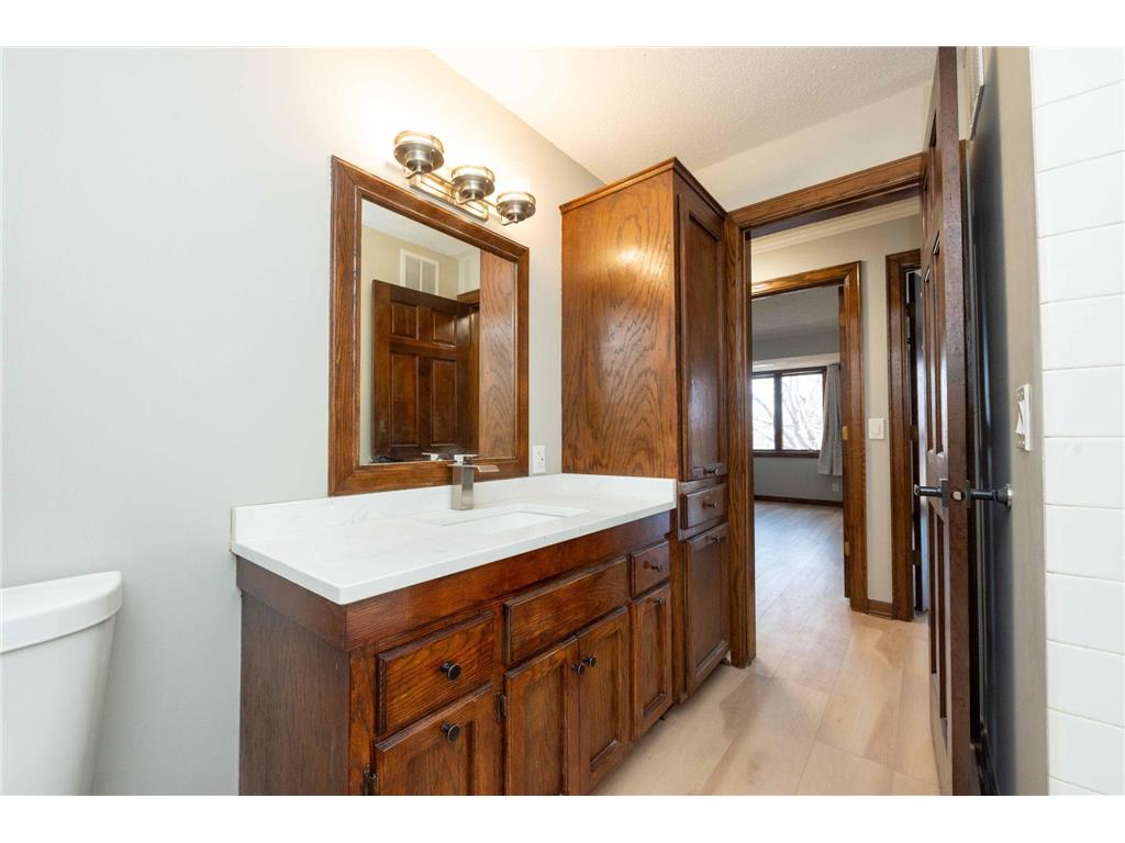 1720 3rd Avenue S #101 Minneapolis MN 55404 7043269 image27