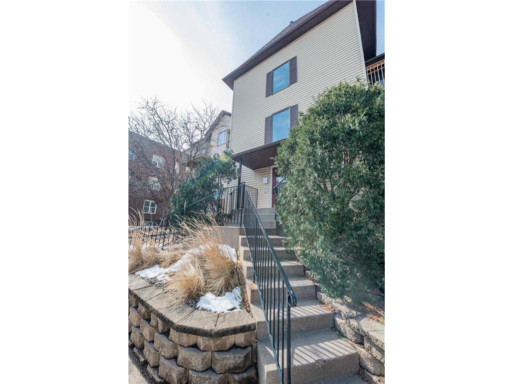1720 3rd Avenue S #101 Minneapolis MN 55404 7043269 image38