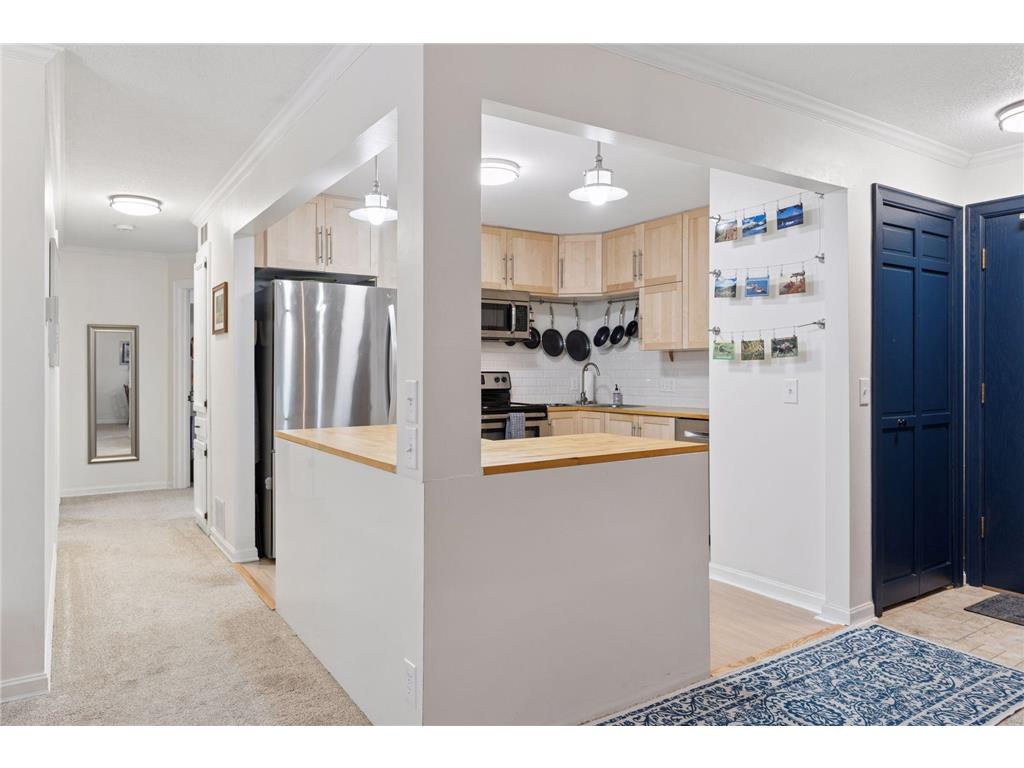 1720 3rd Avenue S #203 Minneapolis MN 55404 7043498 image8