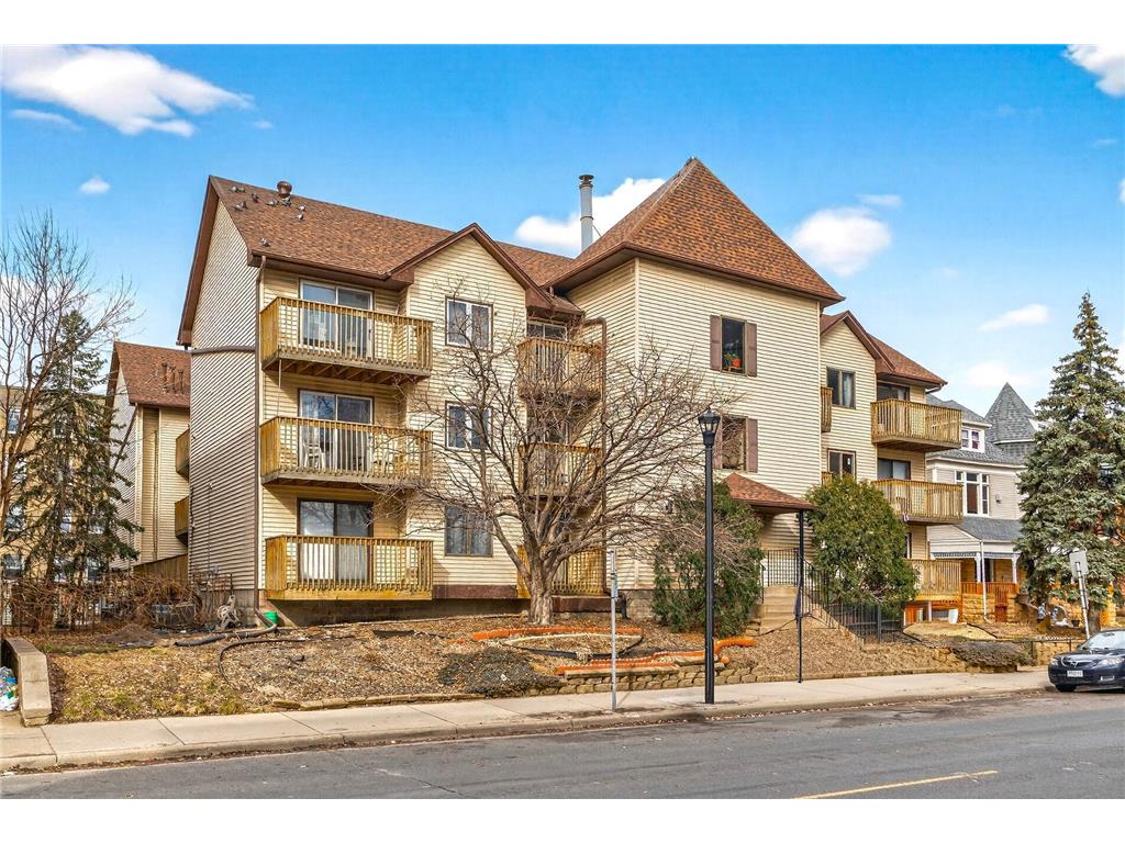 1720 3rd Avenue S #205 Minneapolis MN 55404 7038850 image2