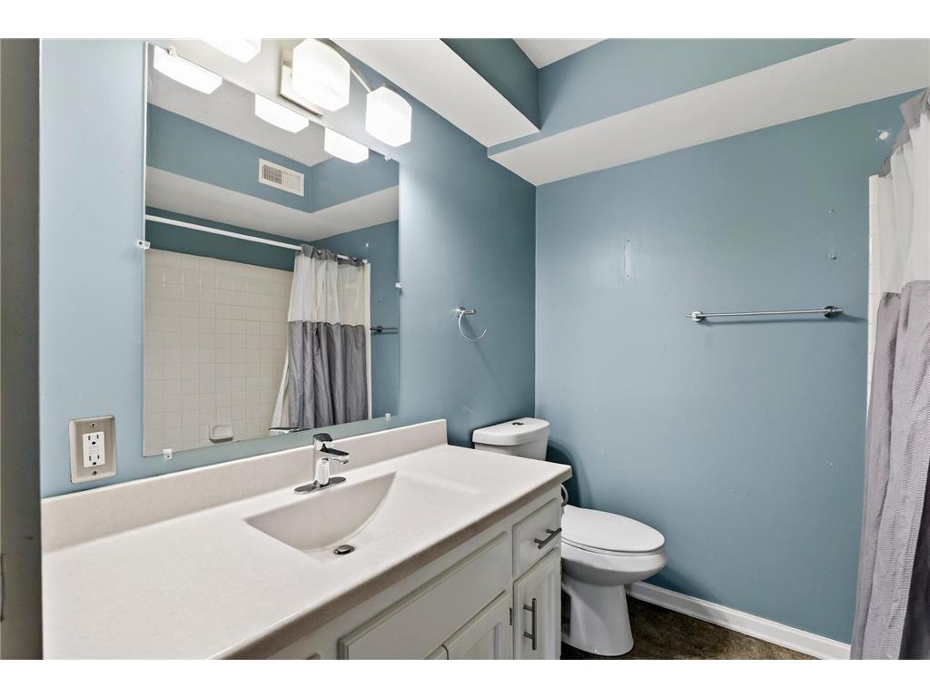 1720 3rd Avenue S #205 Minneapolis MN 55404 7038850 image23