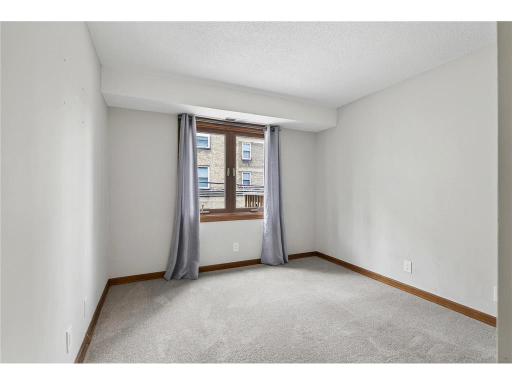 1720 3rd Avenue S #205 Minneapolis MN 55404 7038850 image25
