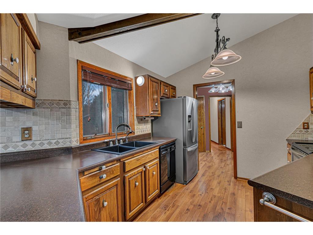 1720 48th Avenue NE Willmar MN 56201 7013835 image10