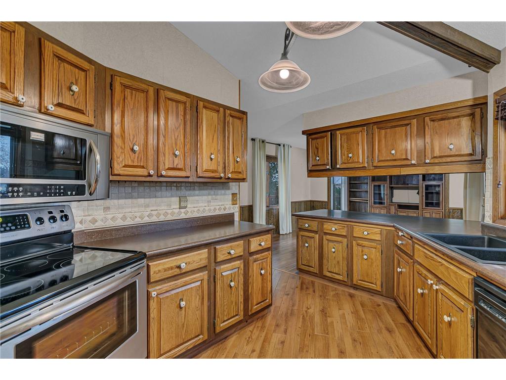 1720 48th Avenue NE Willmar MN 56201 7013835 image12