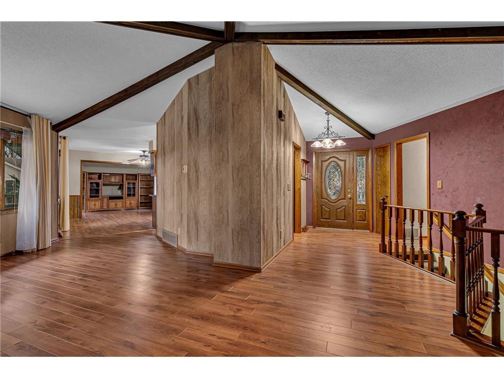 1720 48th Avenue NE Willmar MN 56201 7013835 image16