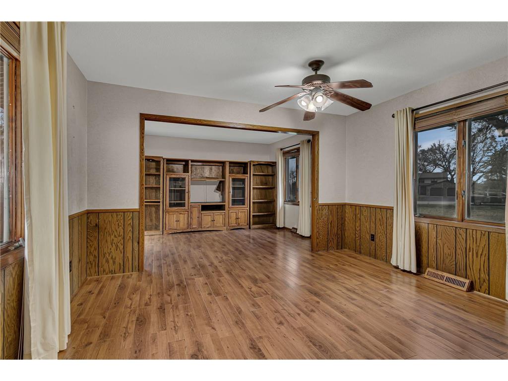 1720 48th Avenue NE Willmar MN 56201 7013835 image18