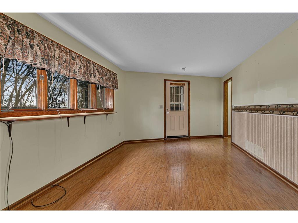 1720 48th Avenue NE Willmar MN 56201 7013835 image21