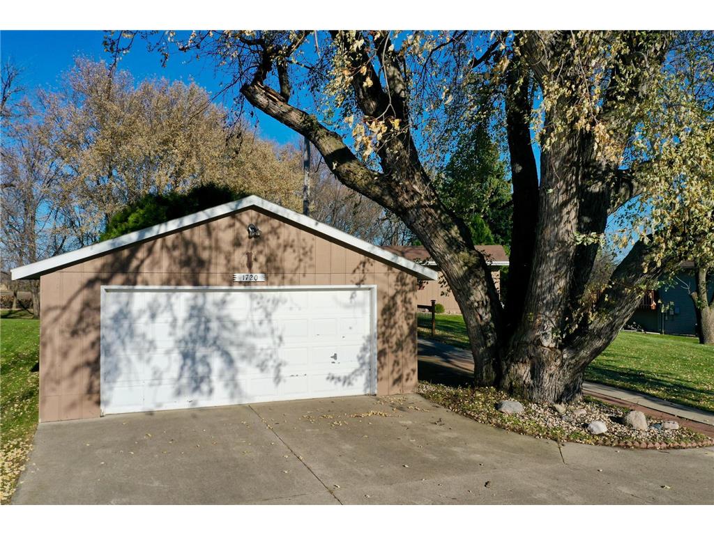 1720 48th Avenue NE Willmar MN 56201 7013835 image34