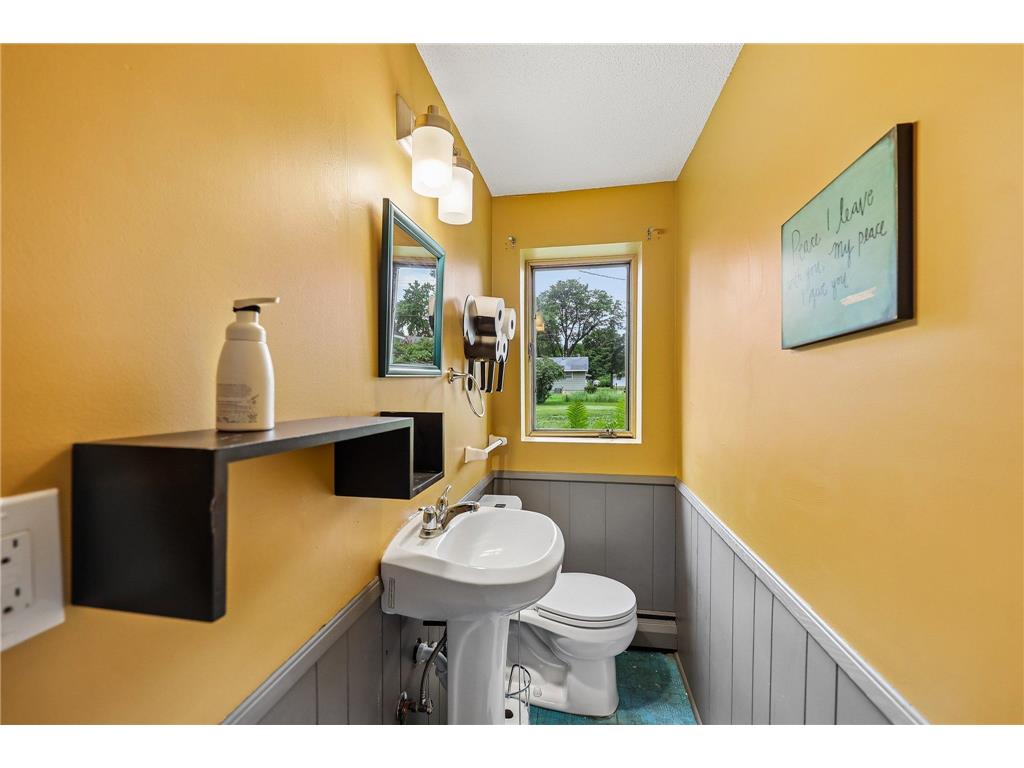 1720 69th Avenue N Brooklyn Center MN 55430 7096442 image28