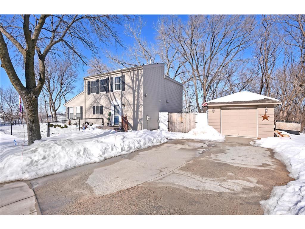 1720 Highland Place Faribault MN 55021 6330287 image1