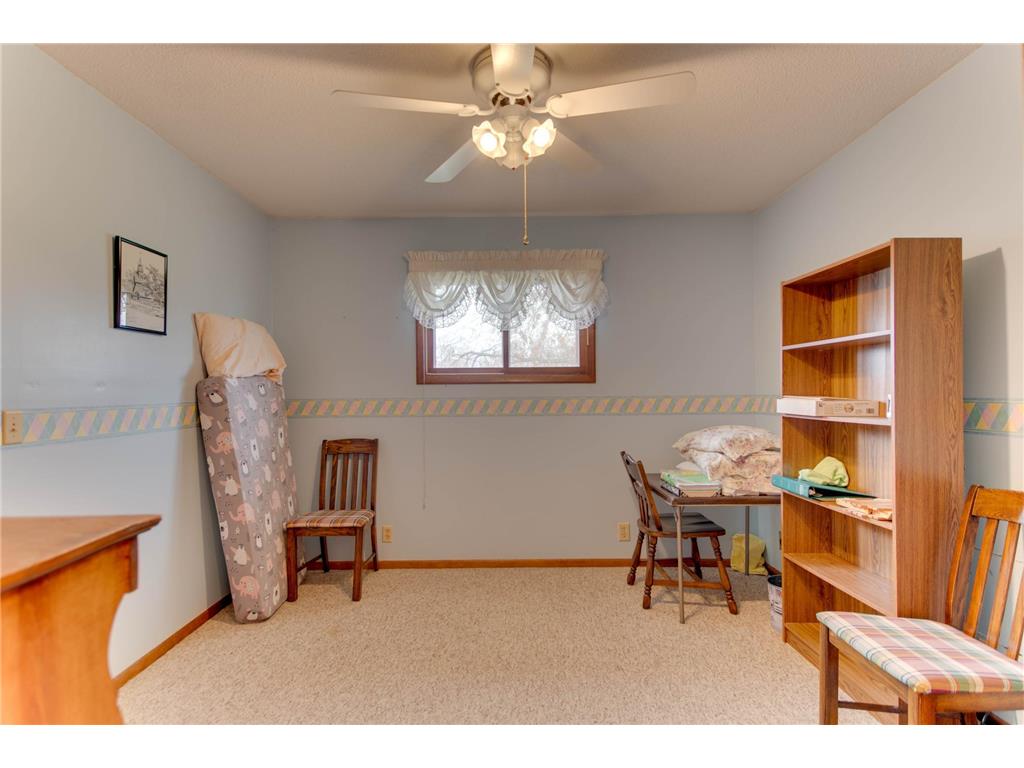 1720 Lake Avenue NE Bemidji MN 56601 7076667 image14