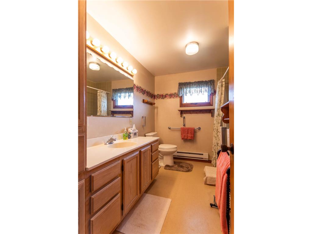 1720 Lake Avenue NE Bemidji MN 56601 7076667 image26
