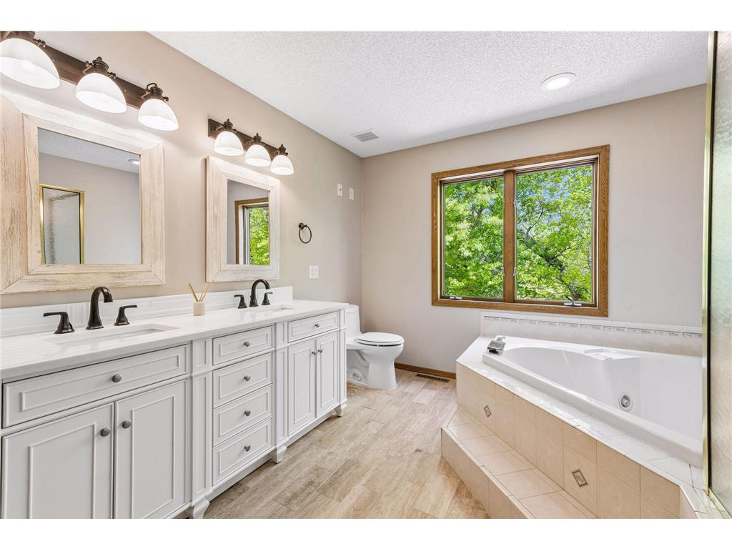 1720 Retreat Circle Minnetrista MN 55364 6803400 image34