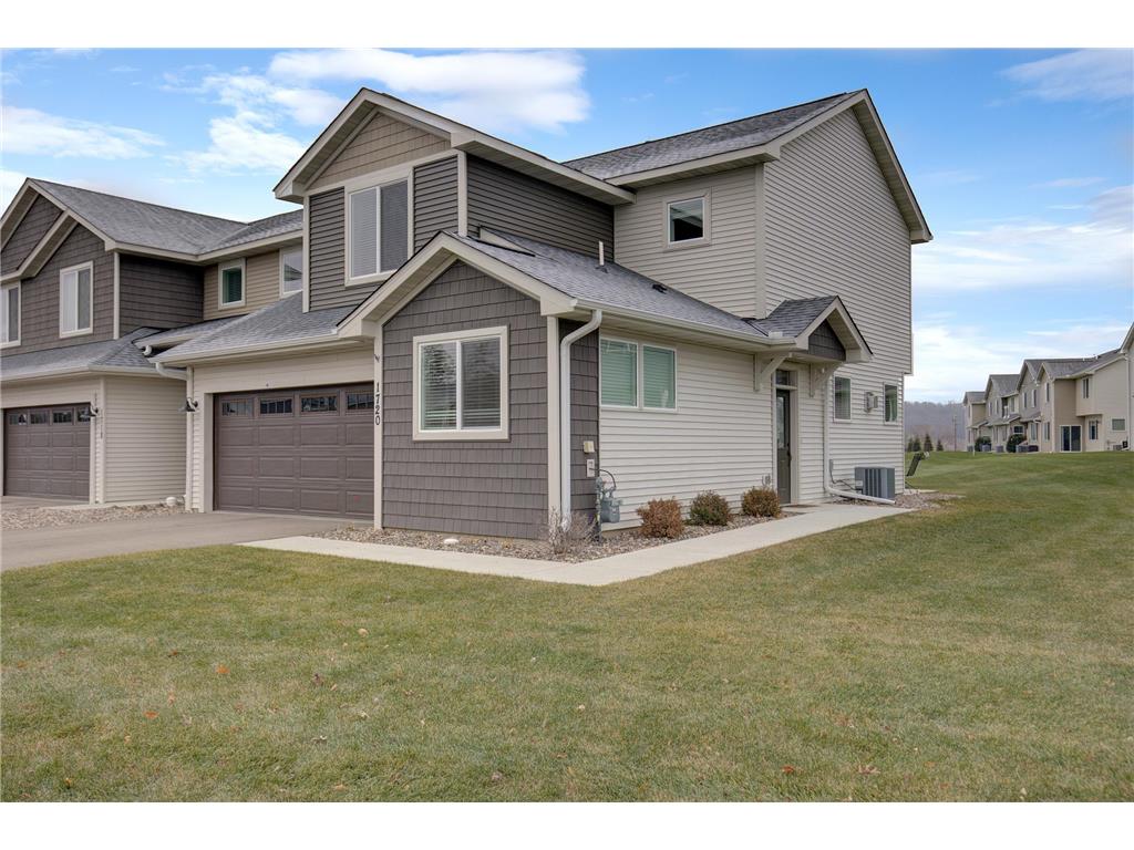 1720 Southpoint Lane, Hudson, WI, 54016 MLS 6466562 Edina Realty