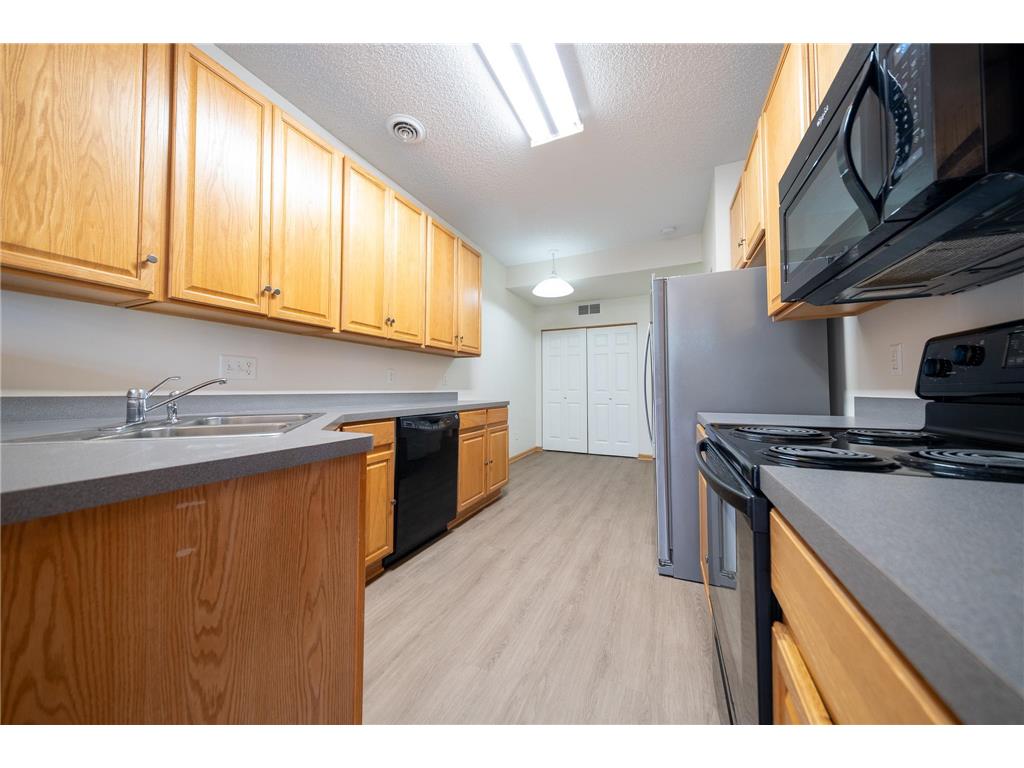 17205 Encina Path #905 Lakeville MN 55024 7102699 image10