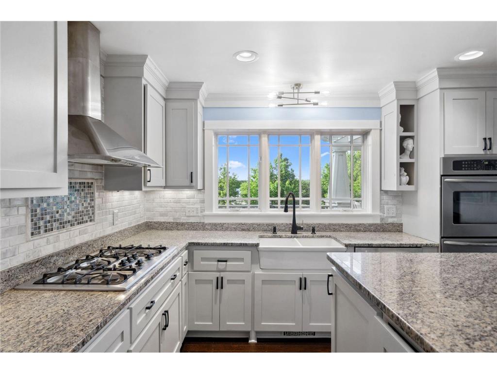 17209 Grays Bay Boulevard Minnetonka MN 55391 - Lake Minnetonka 6816345 image12