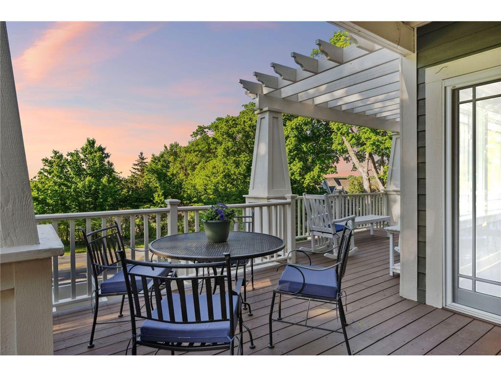 17209 Grays Bay Boulevard Minnetonka MN 55391 - Lake Minnetonka 6816345 image2