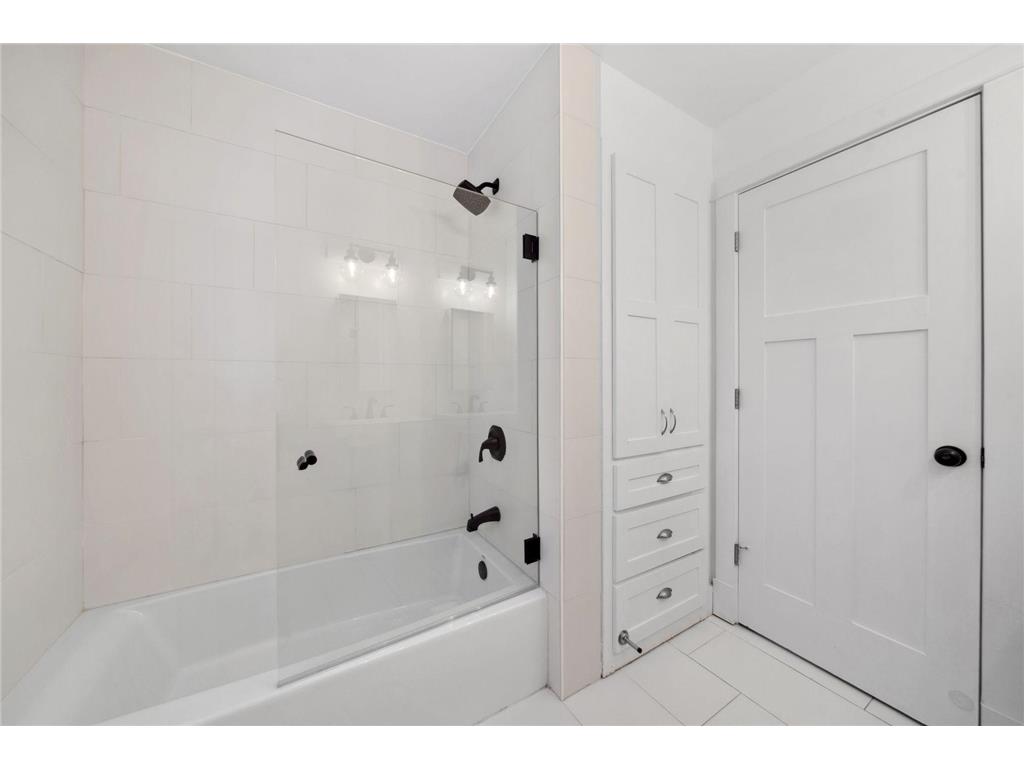 17209 Grays Bay Boulevard Minnetonka MN 55391 - Lake Minnetonka 6816345 image38