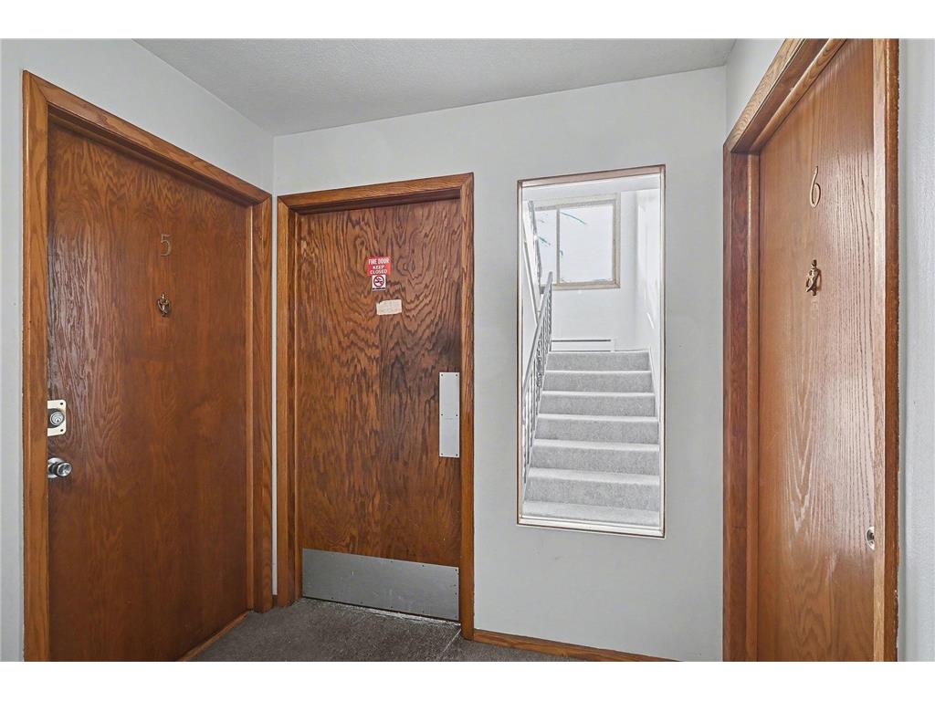 1721 7th Street E Saint Paul MN 55106 7010762 image5
