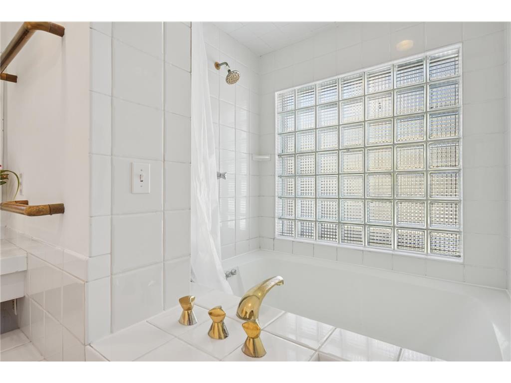 1721 Humboldt Avenue S #2 + 3 Minneapolis MN 55403 6825998 image21