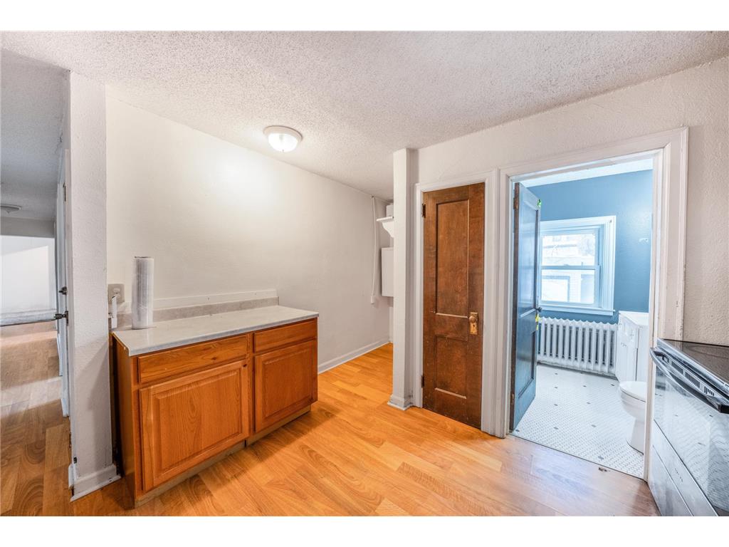 1721 Humboldt Avenue S Minneapolis MN 55403 6825659 image23