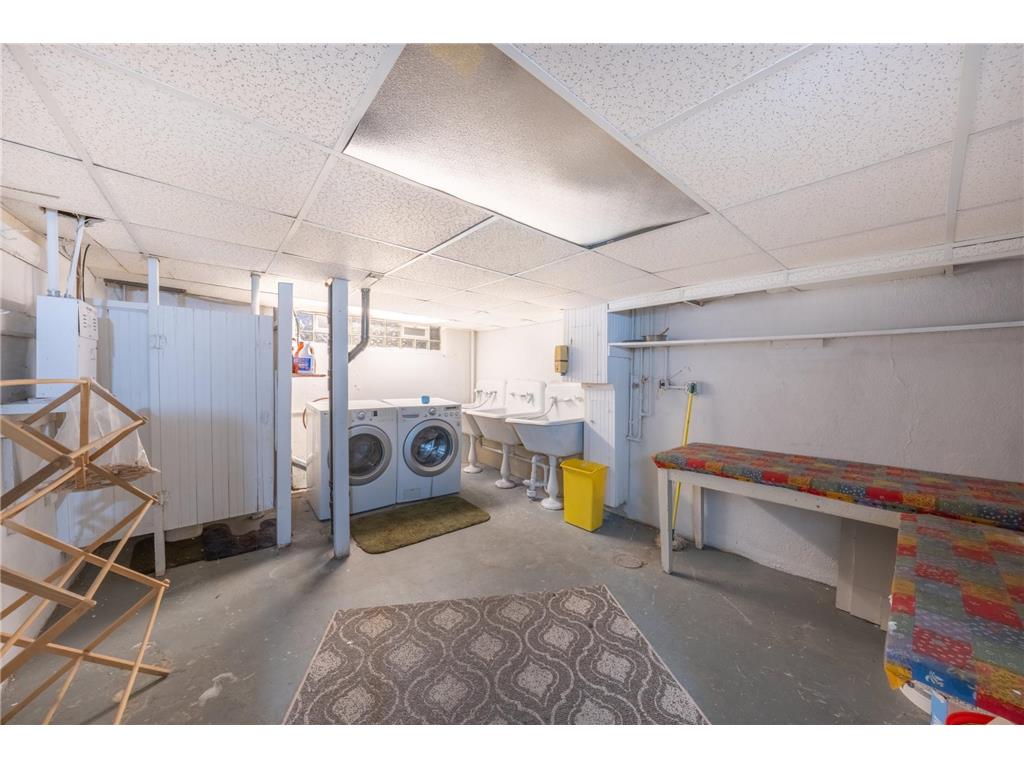 1721 Humboldt Avenue S Minneapolis MN 55403 6825659 image27