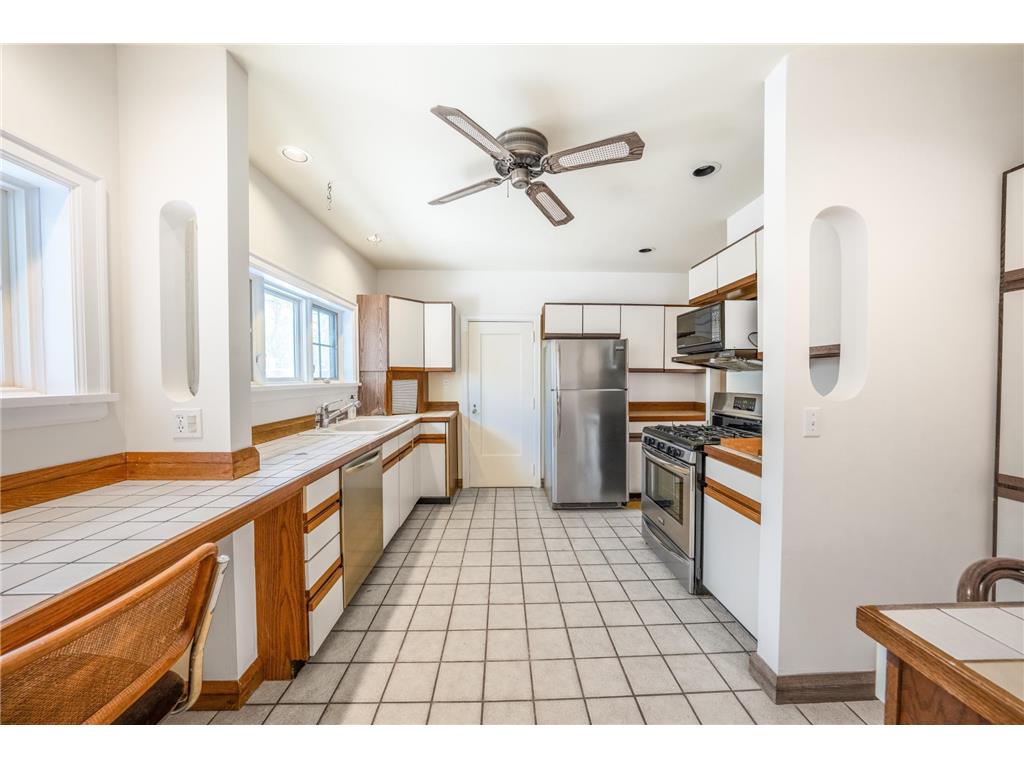 1721 Humboldt Avenue S Minneapolis MN 55403 6825659 image8