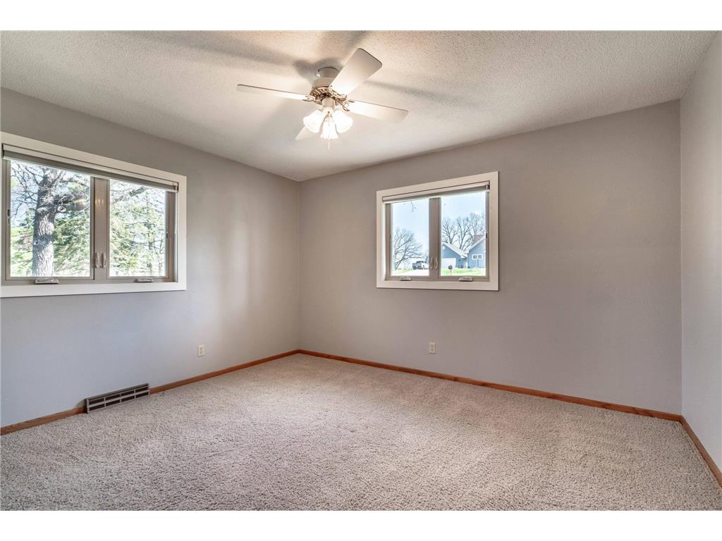 1721 Minnehuta Drive Fergus Falls MN 56537 - Hoot 7064838 image32