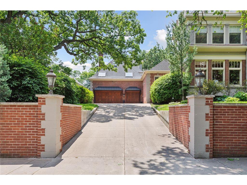 1721 Mount Curve Avenue Minneapolis MN 55403 7064564 image110