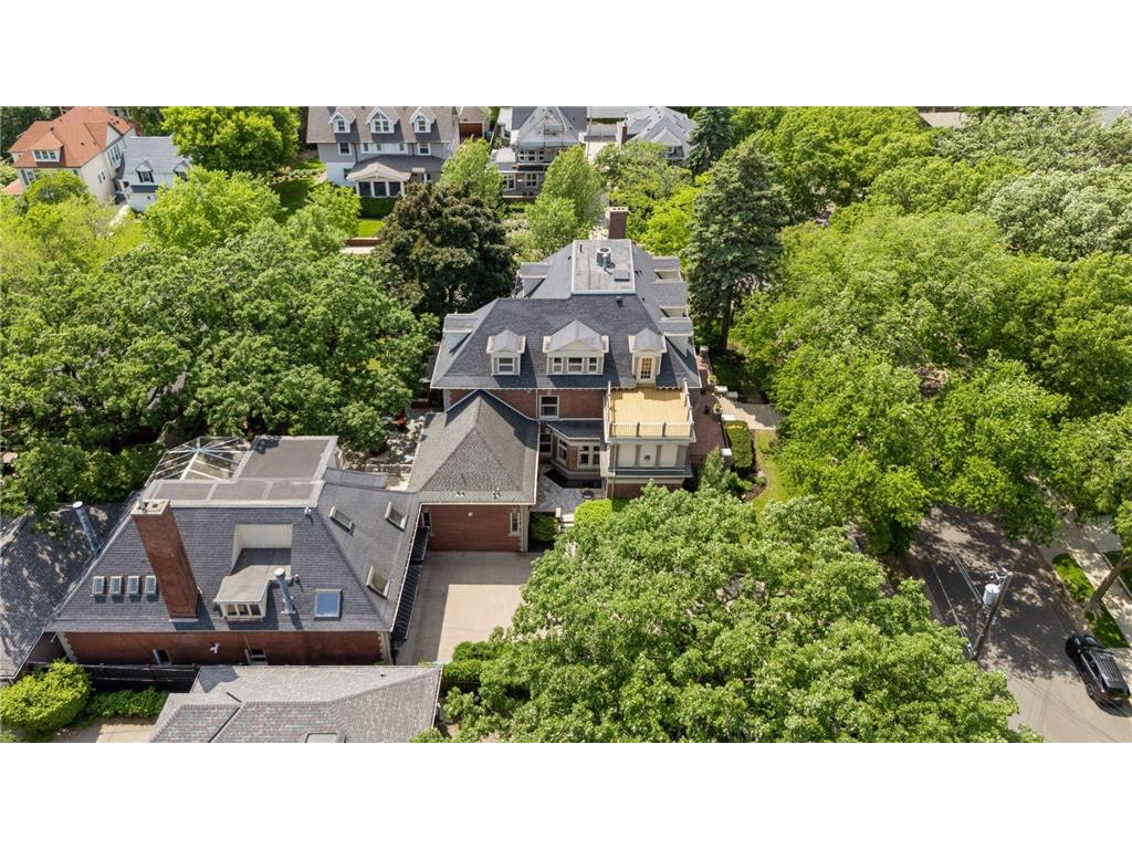 1721 Mount Curve Avenue Minneapolis MN 55403 7064564 image114