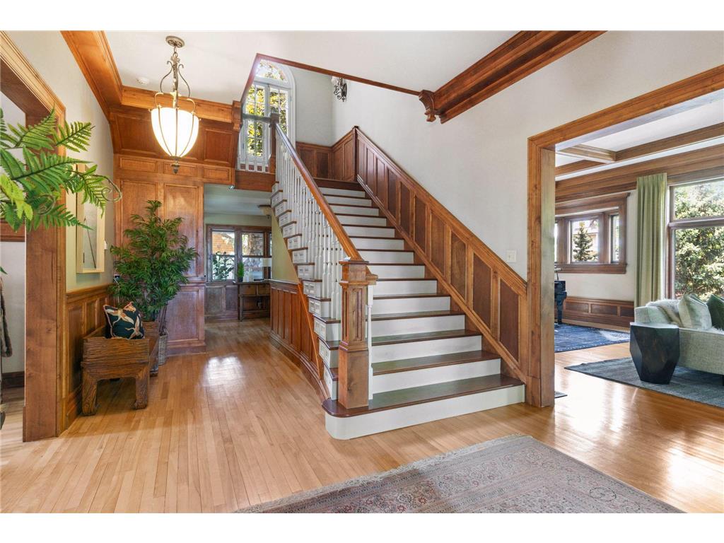 1721 Mount Curve Avenue Minneapolis MN 55403 7064564 image12