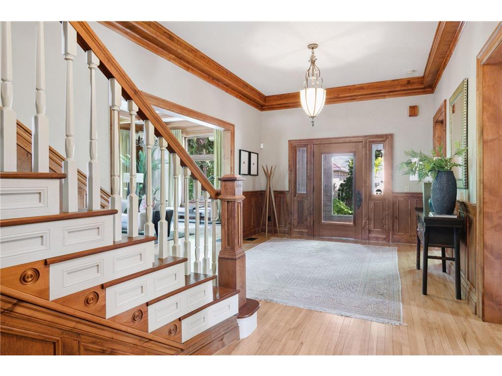 1721 Mount Curve Avenue Minneapolis MN 55403 7064564 image13