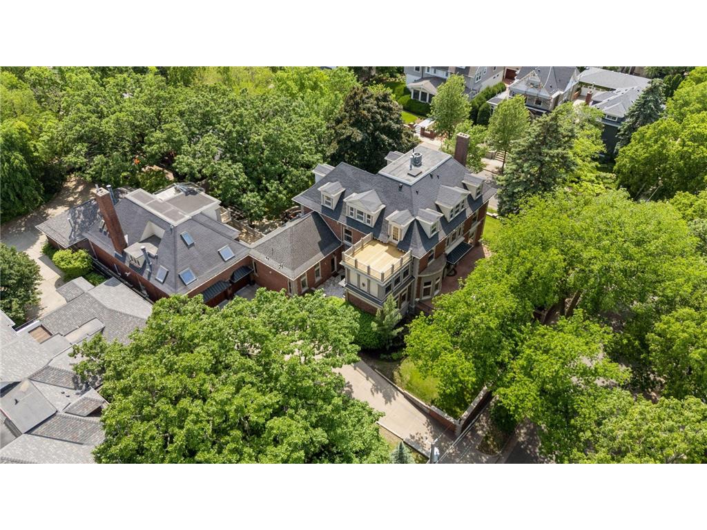 1721 Mount Curve Avenue Minneapolis MN 55403 7064564 image2